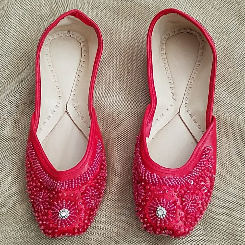 Girl's Indian shoes